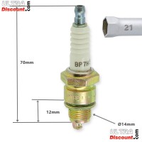 Zündkerze NGK für 2-Takt Motorroller Bilder 1