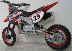 dirt bike 125 ccm grün